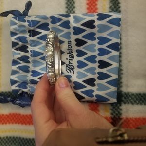 Brighton pearl hinged bangle